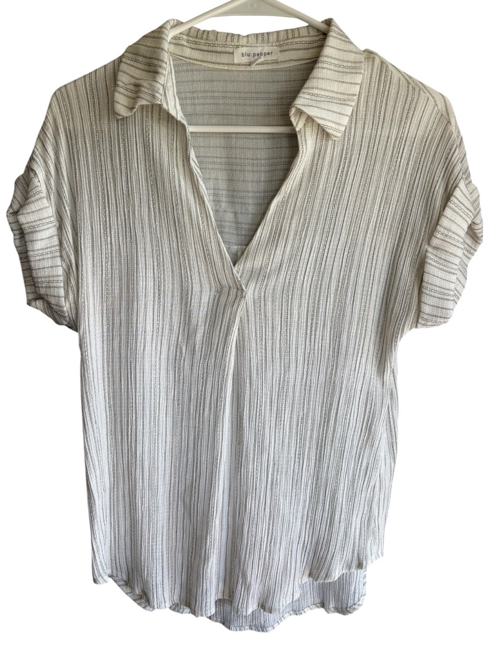 Blu Pepper Cream/Sage Striped V-Neck Collared Women's Top